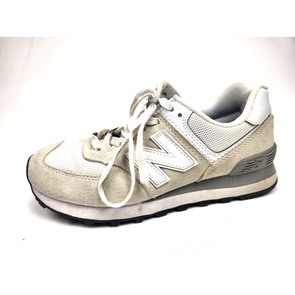 New Balance Shoes Women Size 7.5 Classic 574 Grey White Lace up Sneakers Suede